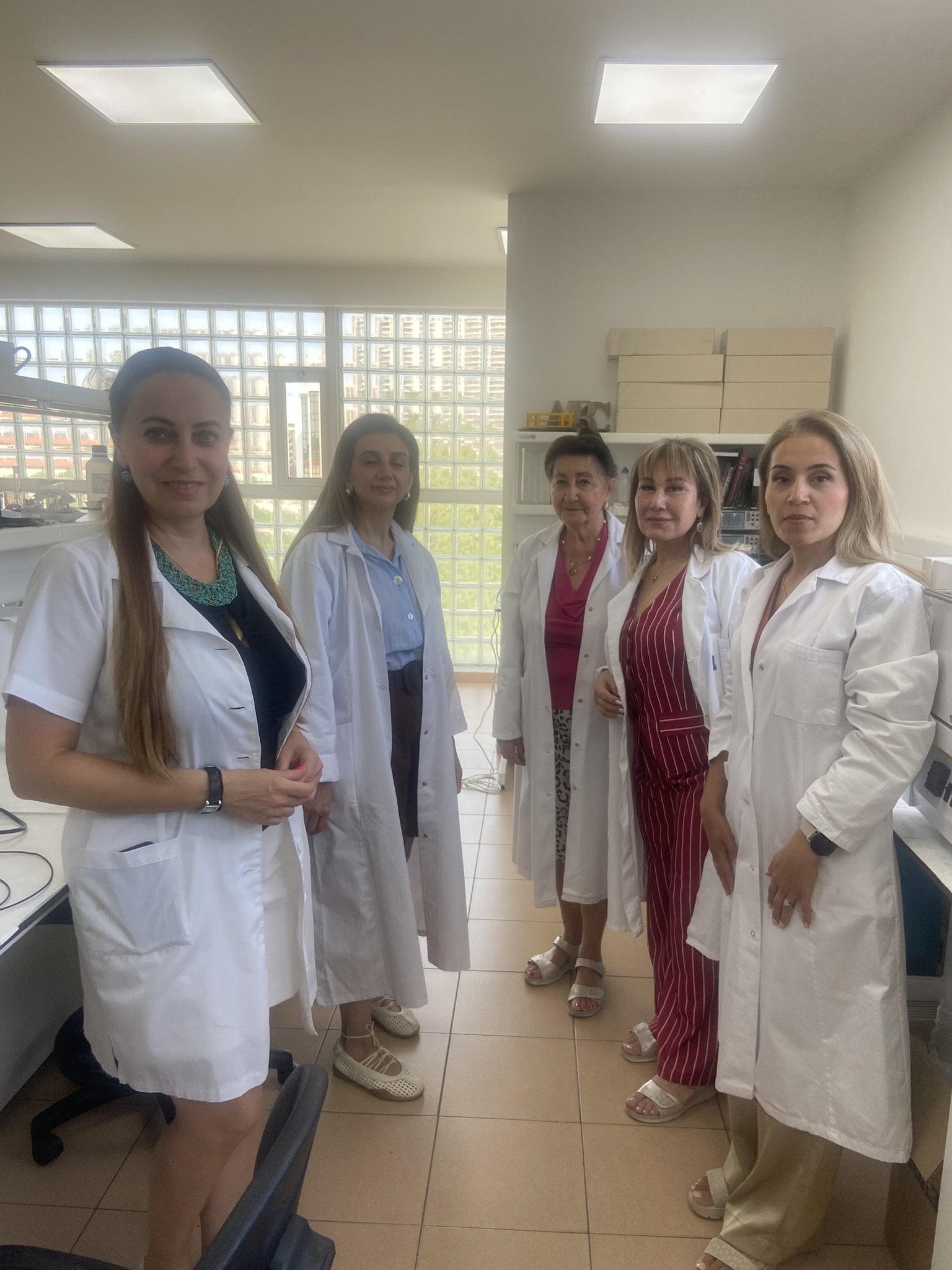 SETM researchers and host institution staff in a laboratory at Lusofona University